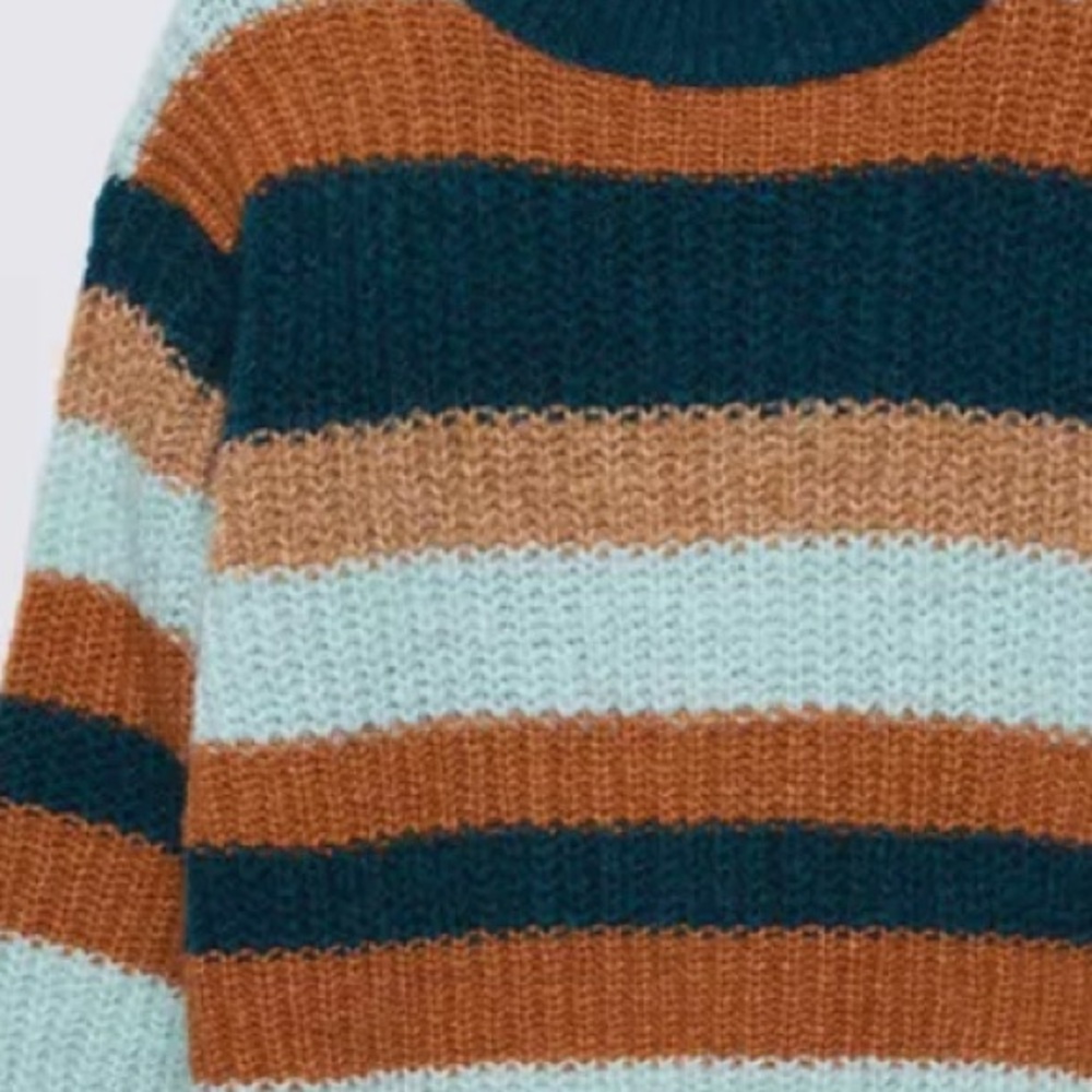 Zara Sweater - Picture 3 of 7